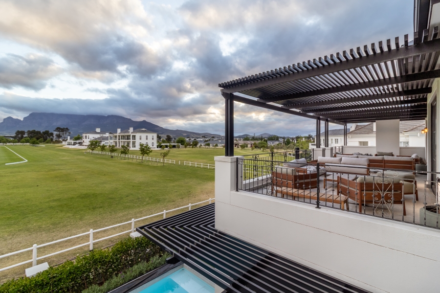 5 Bedroom Property for Sale in Val De Vie Estate Western Cape